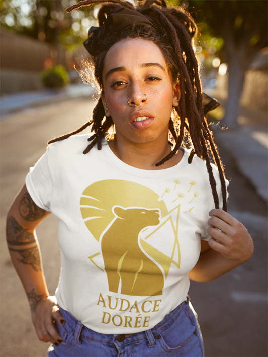 Women's Relaxed T-Shirt ✨ Audace Dorée – L’élégance au quotidien ✨